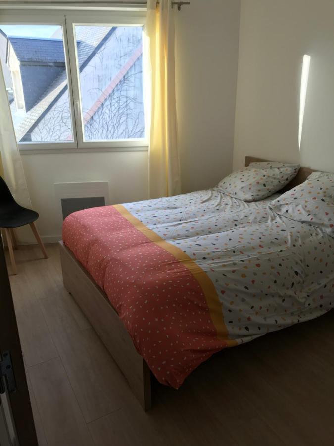 Appartement Numero 4 Ou Numero 8 Savigne-l'Eveque 外观 照片