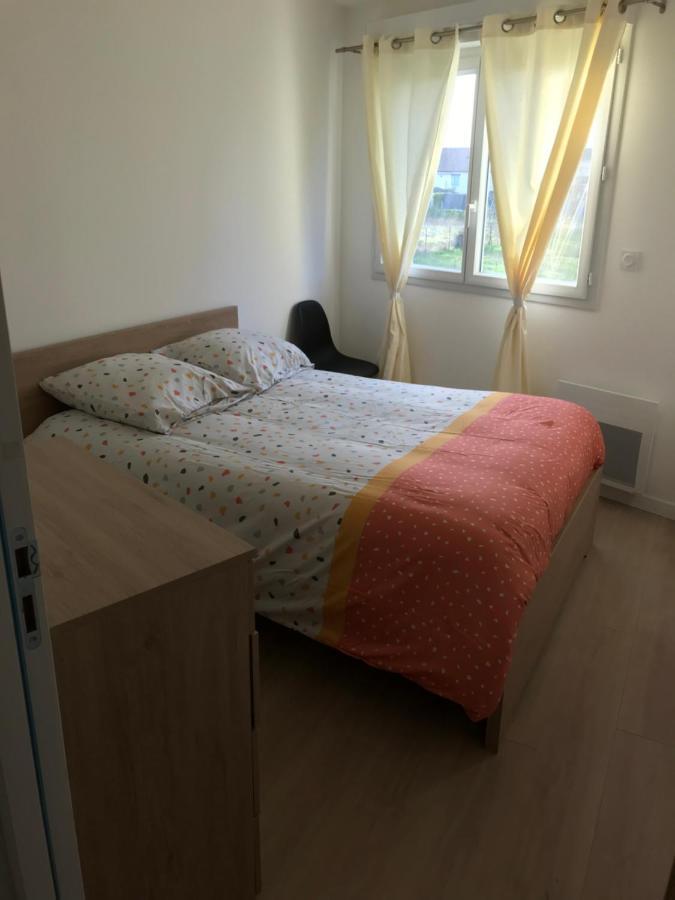 Appartement Numero 4 Ou Numero 8 Savigne-l'Eveque 外观 照片